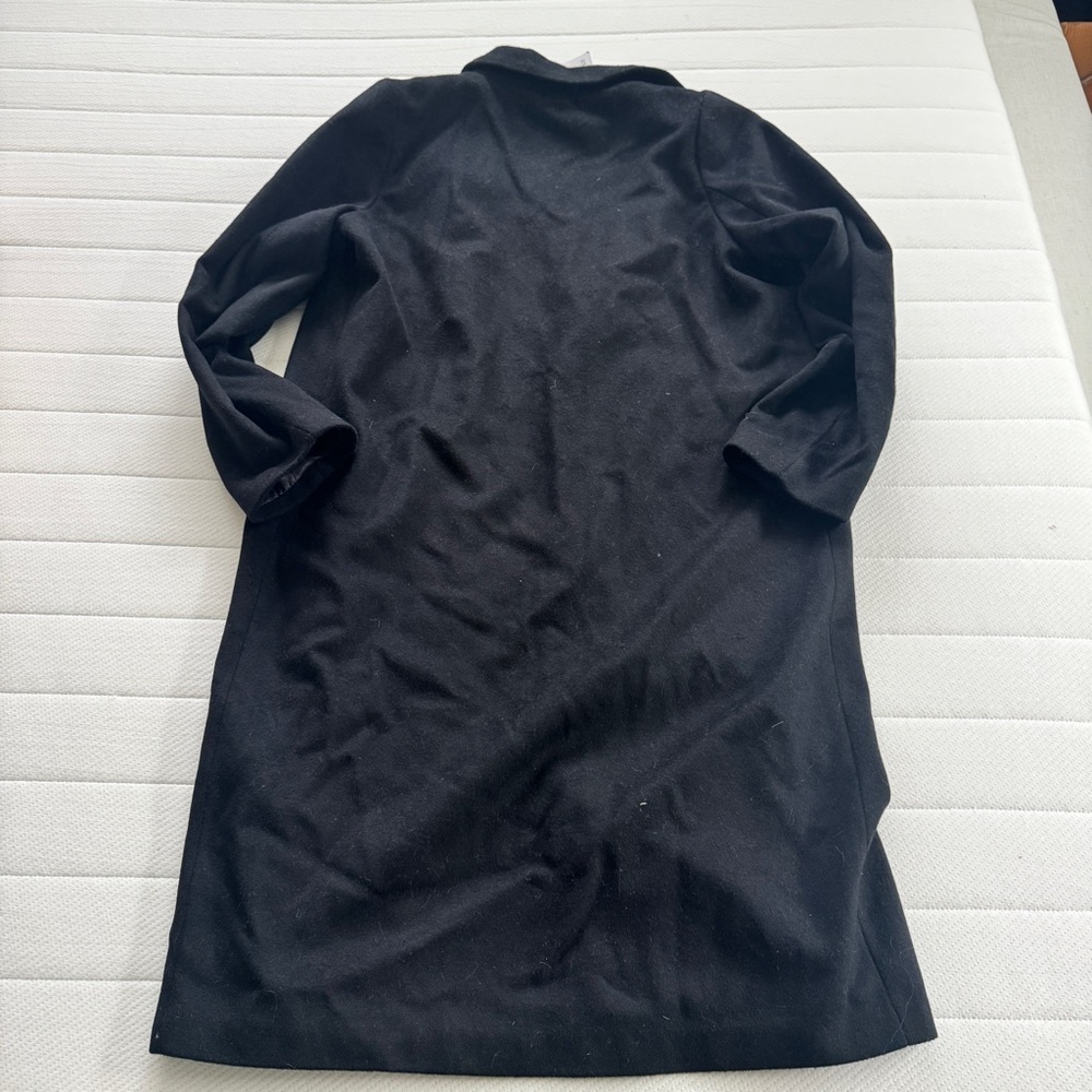 Quince Italian Wool Classic Single-Breasted Coat - Picture 4 of 5